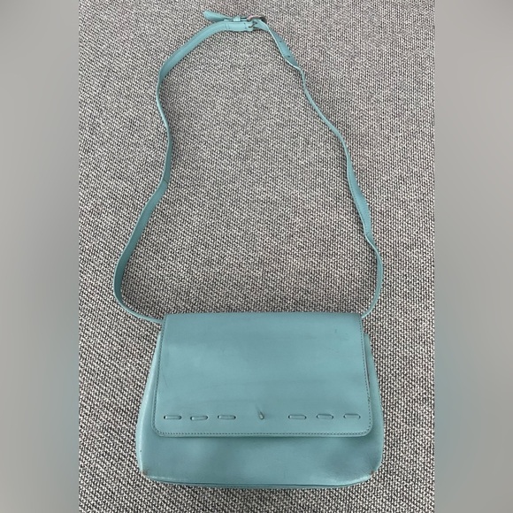 Blaine Trump Handbags - Sleek Blue Leather Crossbody Bag